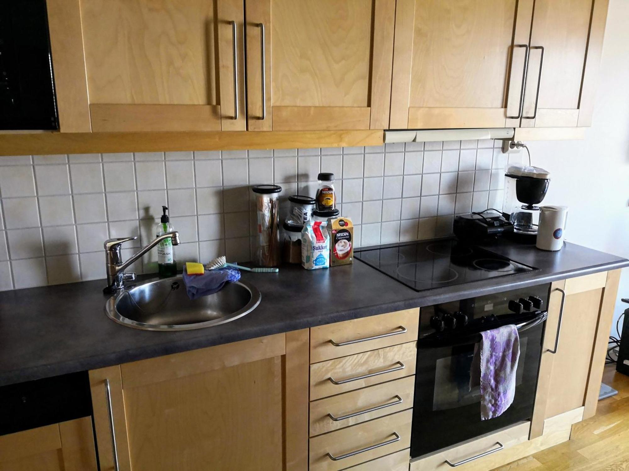 Fully Furnished *